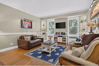22 Hamilton Place #H3, Garden City, NY 11530 - Photo 5
