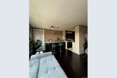 61-20 Grand Central Parkway #B 1103, Forest Hills, NY 11375 - Photo 17