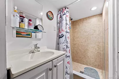 6511 175th Street, Fresh Meadows, NY 11365 - Photo 23