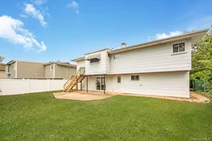 2940 Bond Dr, Merrick, NY 11566 - Photo 3