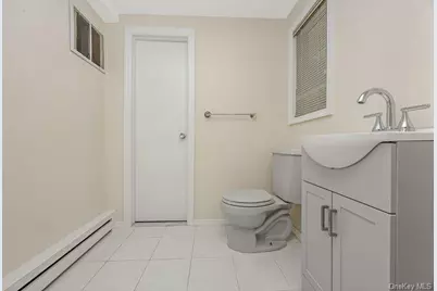 2940 Bond Drive, Merrick, NY 11566 - Photo 17