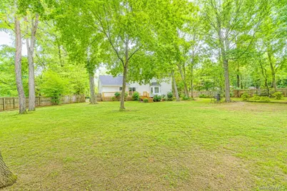1 Pia Court, Hauppauge, NY 11788 - Photo 27