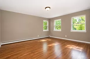 1 Pia Ct, Hauppauge, NY 11788 - Photo 17