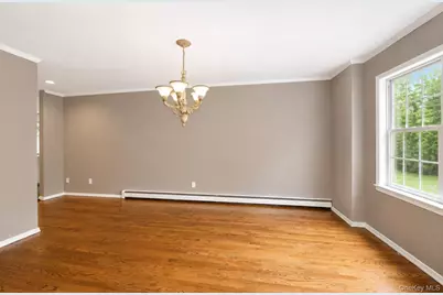1 Pia Court, Hauppauge, NY 11788 - Photo 3