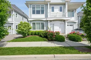 13 Island Pt, Bronx, NY 10464 - Photo 1