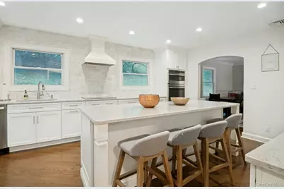 109 N Bedford Road, Mount Kisco, NY 10549 - Photo 11