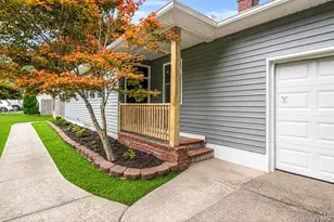 11 Mayfield, Mastic Beach, NY 11951 - Photo 3