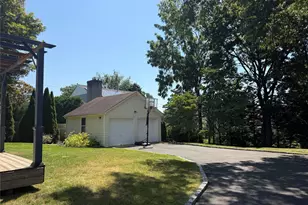 13 Walnut St, Glen Head, NY 11545 - Photo 15