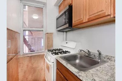2191 Bolton St #3E, Bronx, NY 10462 - Photo 5