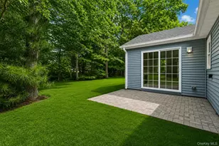 190 Canterbury Dr, Ridge, NY 11961 - Photo 31