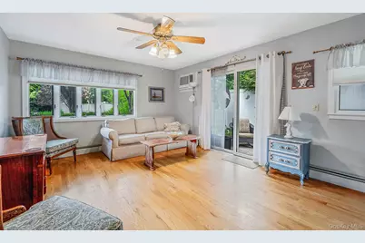 45 Reeves Road, Center Moriches, NY 11934 - Photo 9