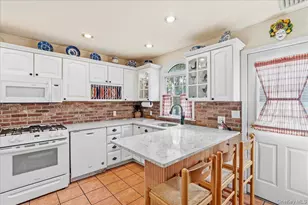 2154 Marion Ave, Merrick, NY 11566 - Photo 9