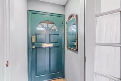 2154 Marion Avenue, Merrick, NY 11566 - Photo 3