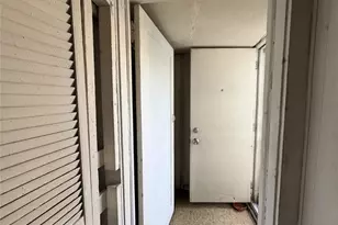 935 Magenta St, Bronx, NY 10469 - Photo 33
