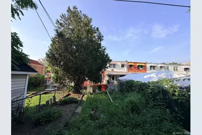 935 Magenta Street, Bronx, NY 10469 - Photo 25