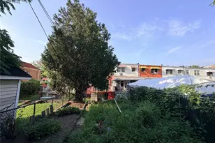 935 Magenta St, Bronx, NY 10469 - Photo 25
