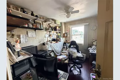 935 Magenta Street, Bronx, NY 10469 - Photo 19