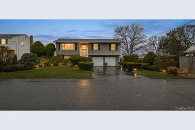 286 W 13th Street, Deer Park, NY 11729 - Photo 1