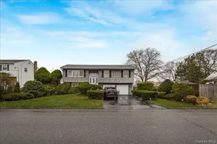 286 W 13th St, Deer Park, NY 11729 - Photo 3
