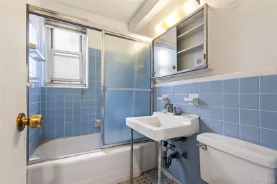 209-25 18th Avenue #2G, Bayside, NY 11360 - Photo 5