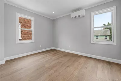 9431 239th Street, Floral Park, NY 11001 - Photo 13