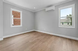 9431 239th St, Floral Park, NY 11001 - Photo 13