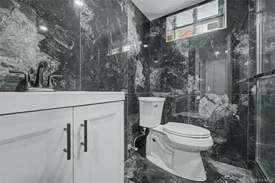 9431 239th Street, Floral Park, NY 11001 - Photo 11