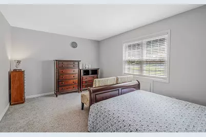 460 Old Town Road #3G, Port Jefferson, NY 11776 - Photo 11