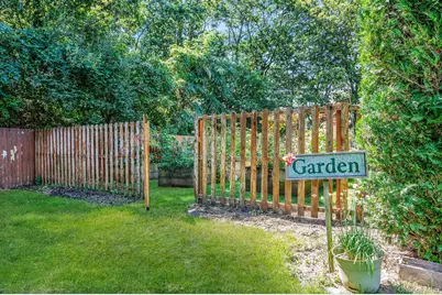 460 Old Town Road #3G, Port Jefferson, NY 11776 - Photo 31