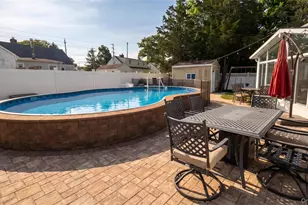 520 Riverside Ave, Massapequa, NY 11758 - Photo 13