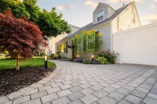 520 Riverside Ave, Massapequa, NY 11758 - Photo 15