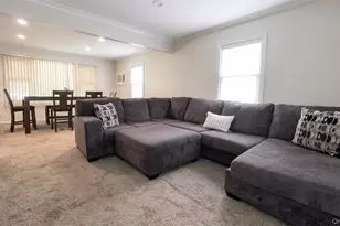 520 Riverside Ave, Massapequa, NY 11758 - Photo 3