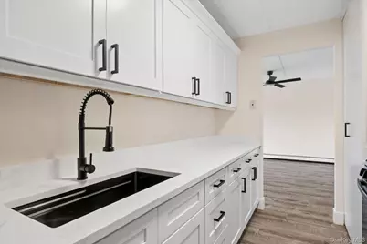 1116 Warburton Avenue #2J, Yonkers, NY 10701 - Photo 21