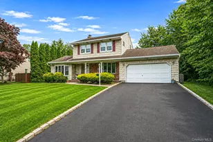 15 Buhl Ln, East Northport, NY 11731 - Photo 3