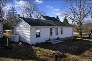 9 Benedict Ln, New Windsor, NY 12553 - Photo 3