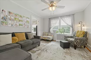 48 Poplar St, West Hempstead, NY 11552 - Photo 9