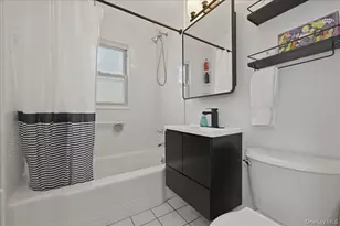 48 Poplar St, West Hempstead, NY 11552 - Photo 11