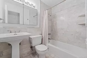 4140 Union St, Flushing, NY 11355 - Photo 9