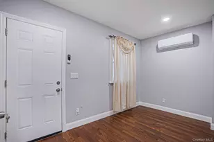 94-11 210th St, Queens Village, NY 11428 - Photo 23