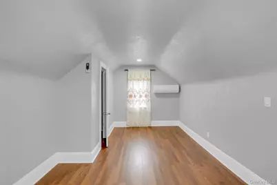 9411 210th Street, Queens Village, NY 11428 - Photo 43