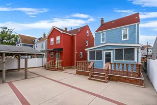 94-11 210th St, Queens Village, NY 11428 - Photo 11