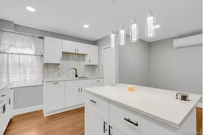 9411 210th Street, Queens Village, NY 11428 - Photo 37