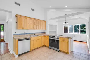20 Dolphin Way, Riverhead, NY 11901 - Photo 11