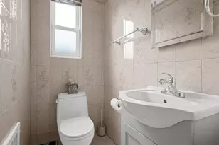 153-14 76th Rd, Flushing, NY 11367 - Photo 15