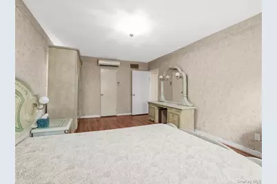 15314 76th Road, Flushing, NY 11367 - Photo 17