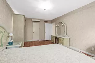 153-14 76th Rd, Flushing, NY 11367 - Photo 17
