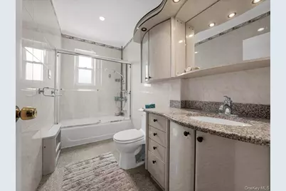 15314 76th Road, Flushing, NY 11367 - Photo 21