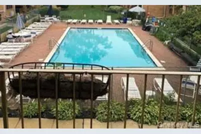 212 Westend Avenue #7-D, Freeport, NY 11520 - Photo 33