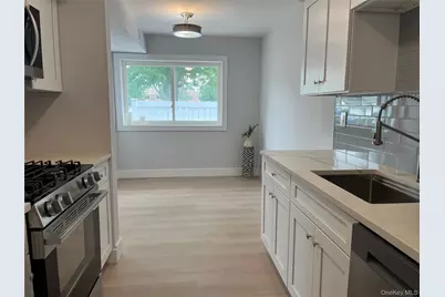 92 Storm Drive, Holtsville, NY 11742 - Photo 7