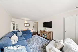 280 Cherry Valley Ave, Garden City, NY 11530 - Photo 9